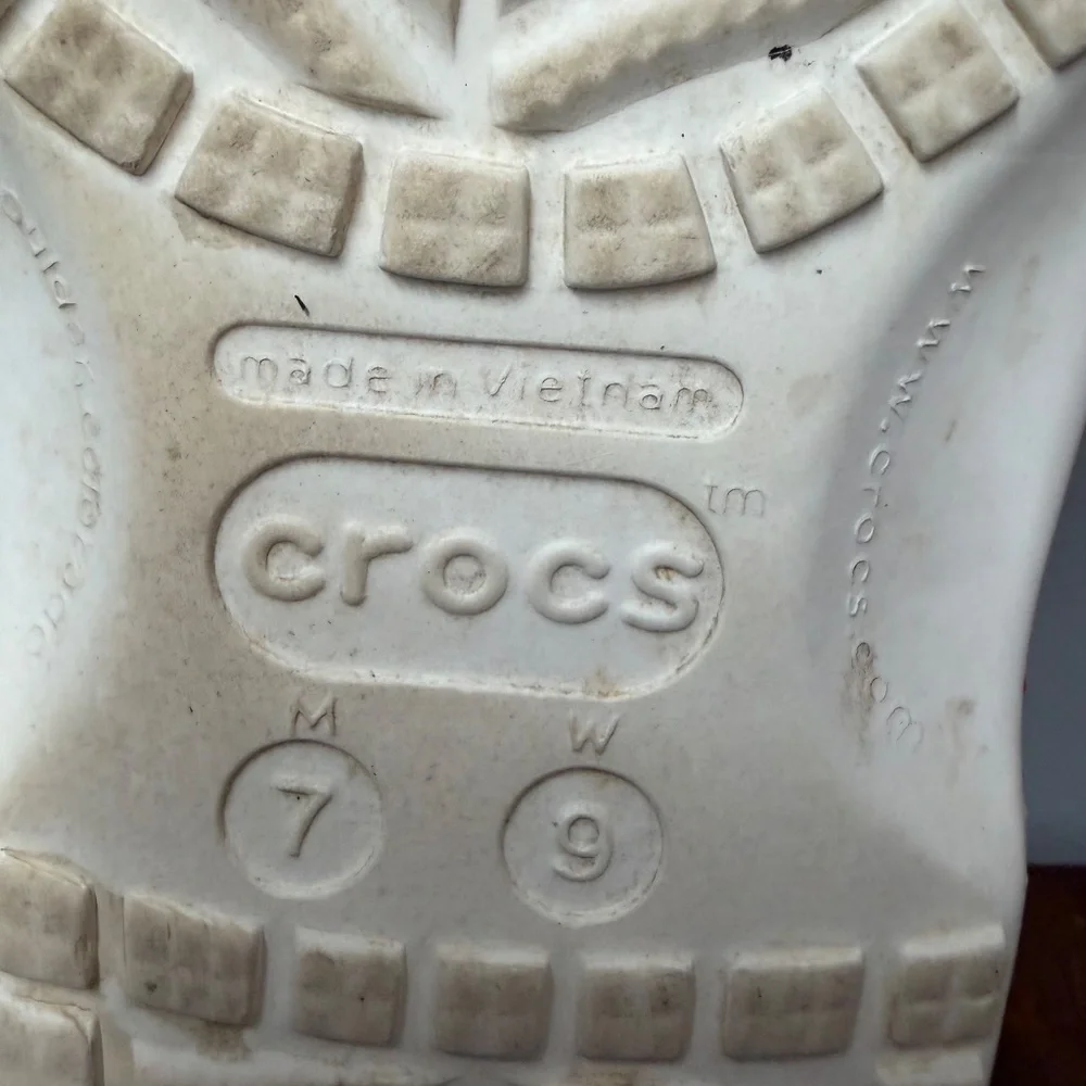 CROCS TIE DYE Red White and Blue Classic Crocs Mens Size7 Women's Size 9 - Picture 11 of 11